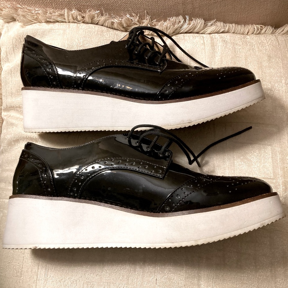 Aldo Black Patent Leather Platform Spectator Shoes
